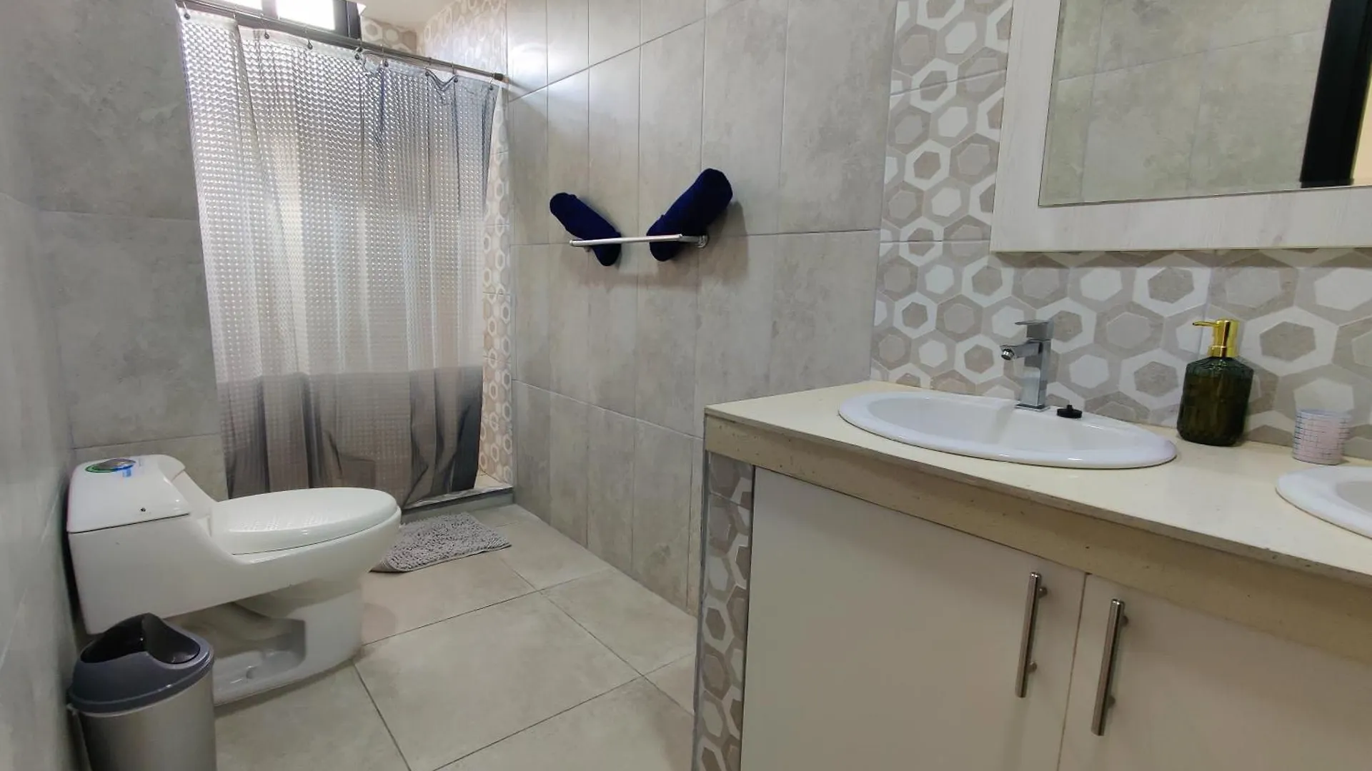 Cerrada De Nuevo Hotel Guayaquil
